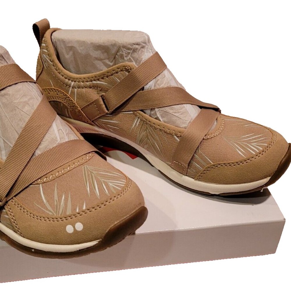 Women's Ryka Kailee Tendertaup Tan Size 6m Shoes..New